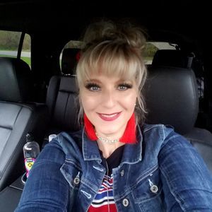 Meet your Posher, Stacey